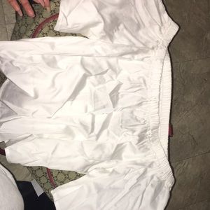 ✨ BRAND NEW! White shirt ✨
